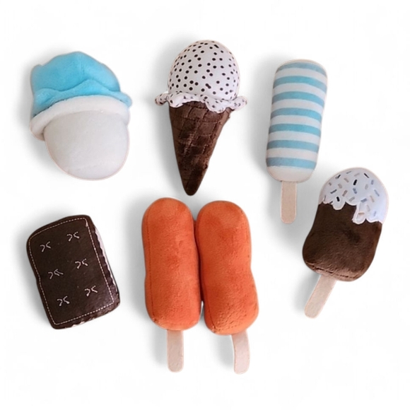 Wonder & Wise Ice Cream Play Food Set - Picture 1 of 15